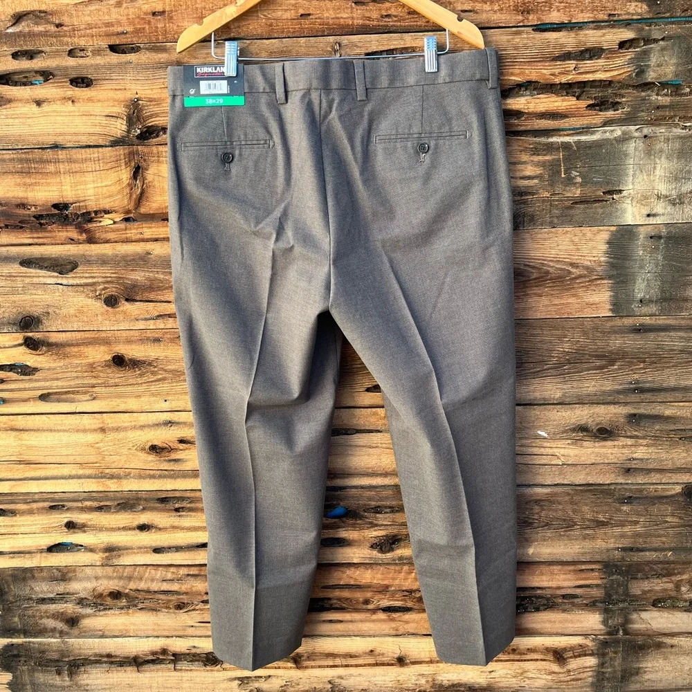KIRKLAND | NWT Men's Classic Gray Pants 38x29